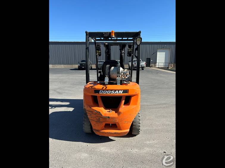 2022 Doosan G25E-7