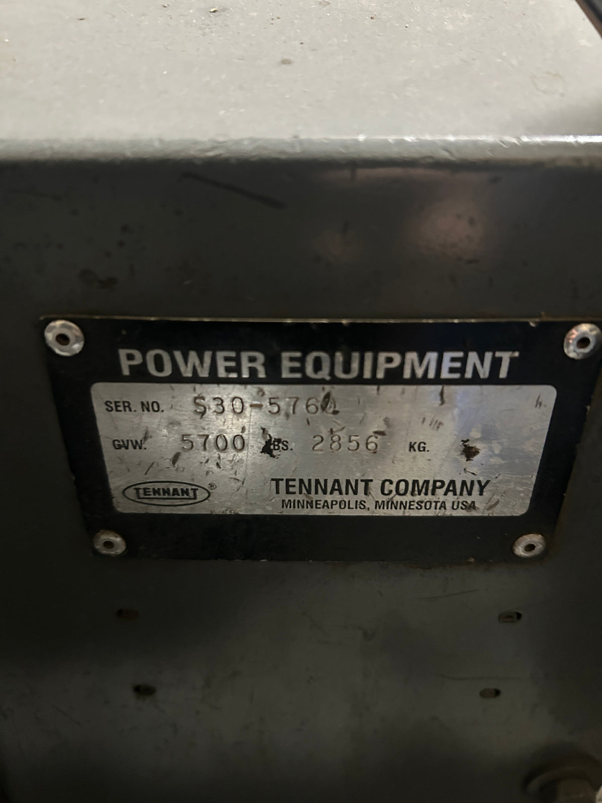 2000 TENNANT S30