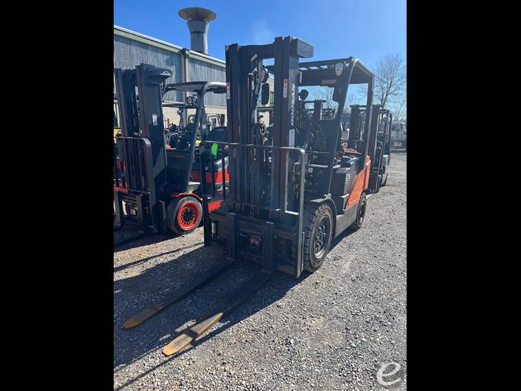 2022 Doosan G25E-7