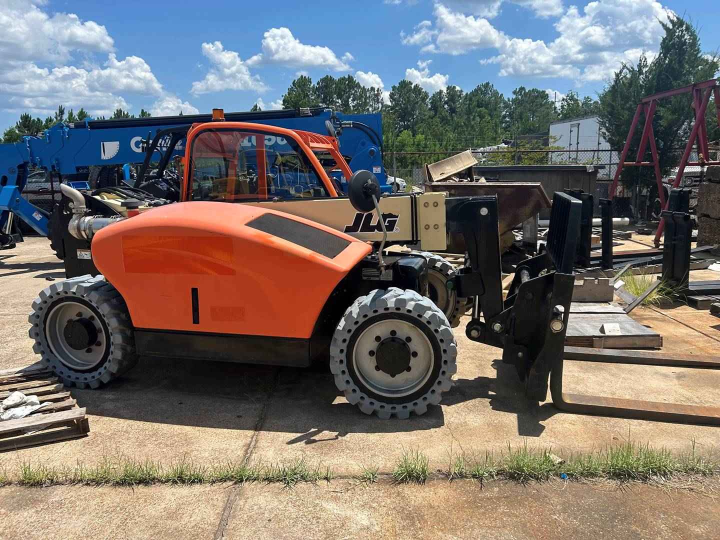 2019 Diesel JLG G5-18A