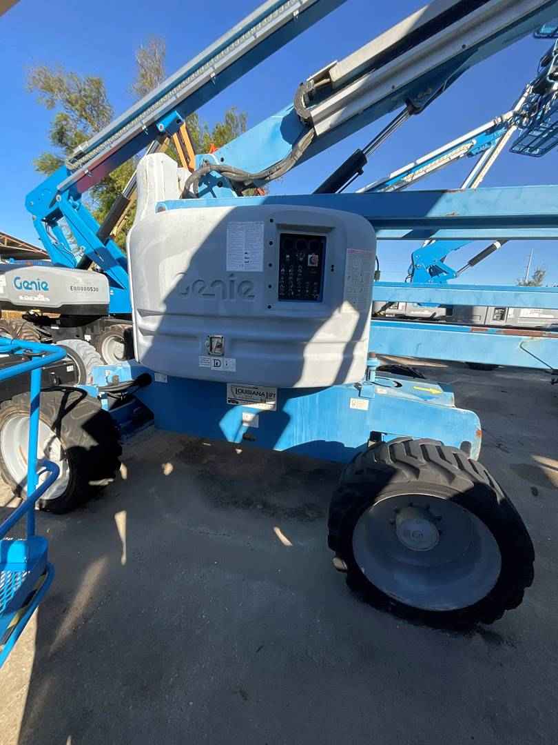 2012 Diesel Genie Z-60/34