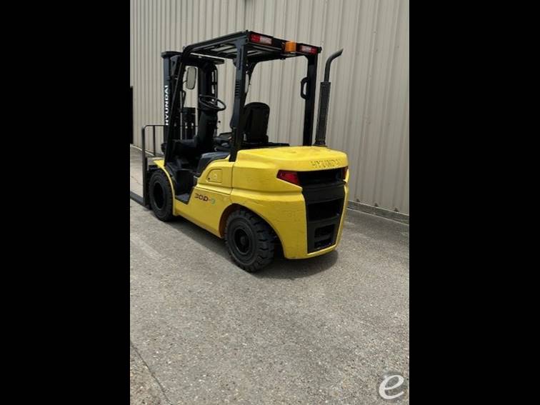 2018 Hyundai 30D-9