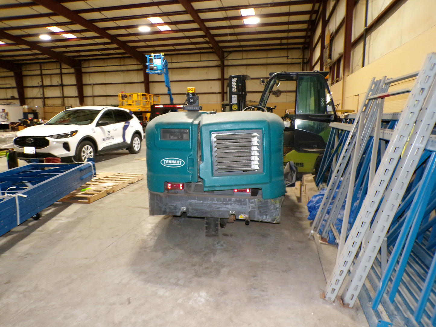 2000 TENNANT S30