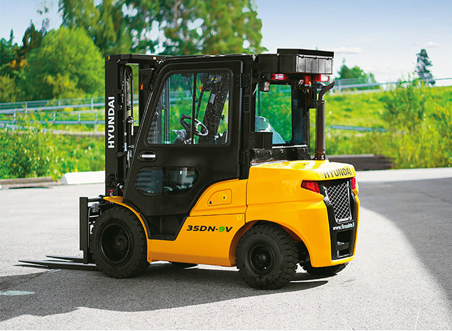 2025 HYUNDAI 35DN-9V
