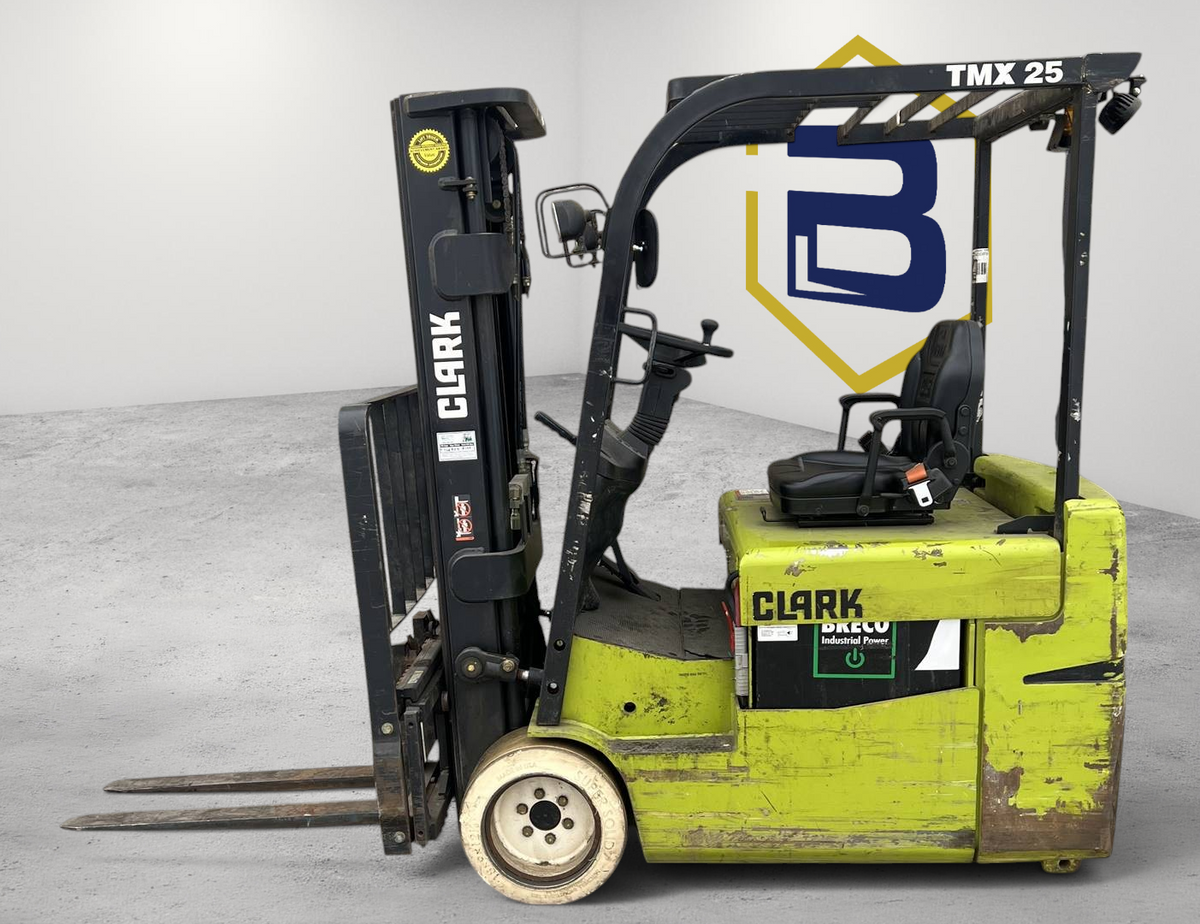 2016 Clark TMX25