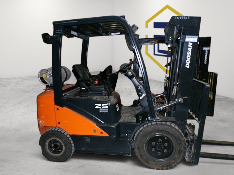 Burwell Material Handling 2022 Doosan G25N-7LP LPG pneumatic forklift with orange and black frame in a warehouse