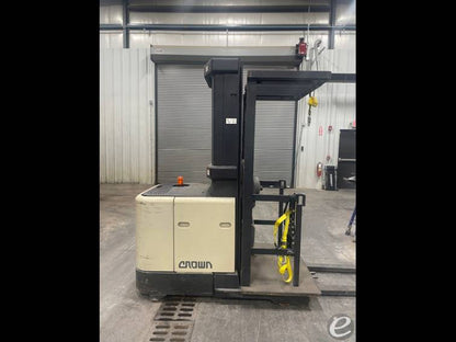 2002 Crown SP3010-30