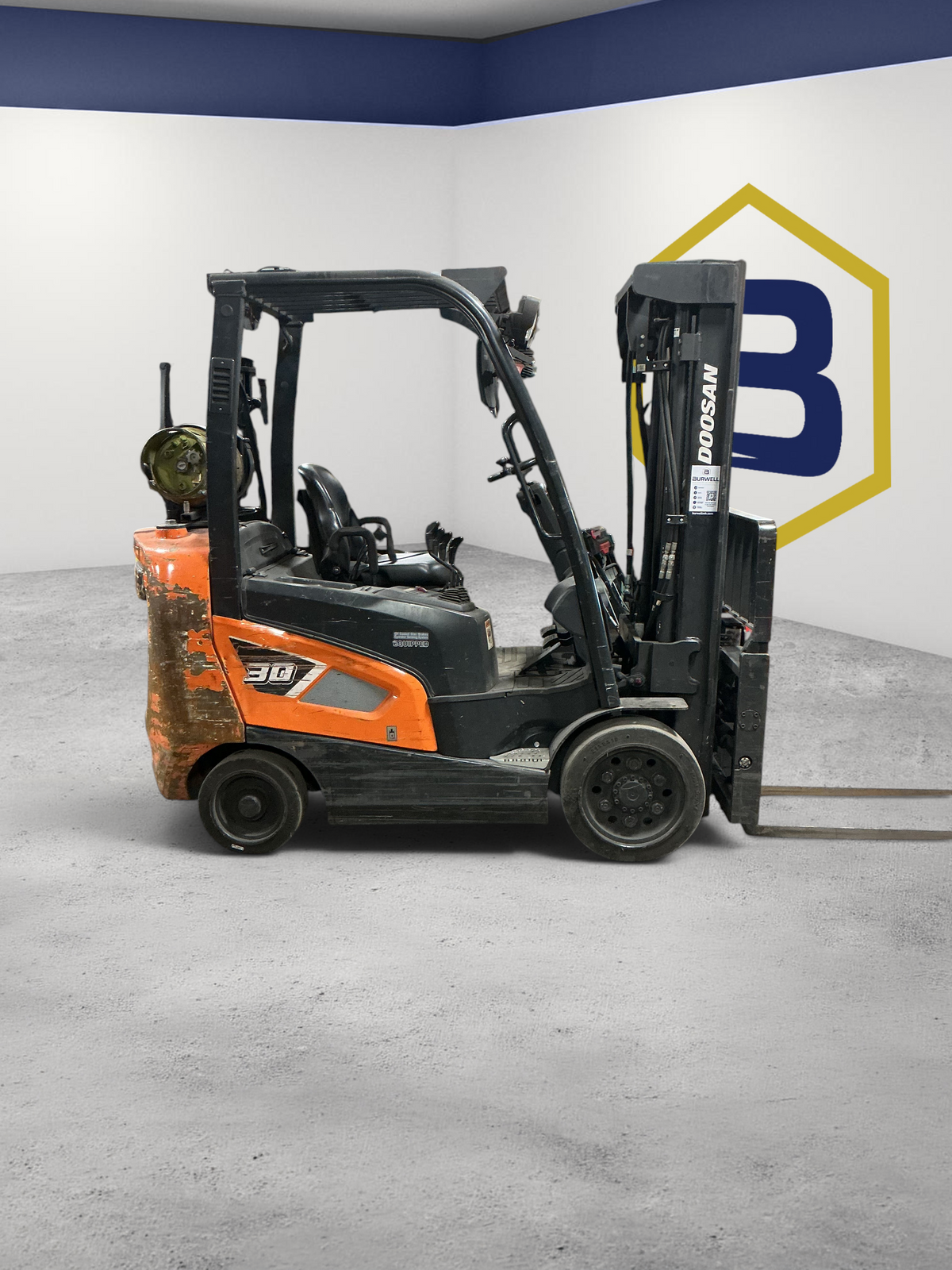 Burwell Material Handling used Doosan GC30S-9 6,000 lb cushion-tire LPG forklift in an indoor warehouse setting