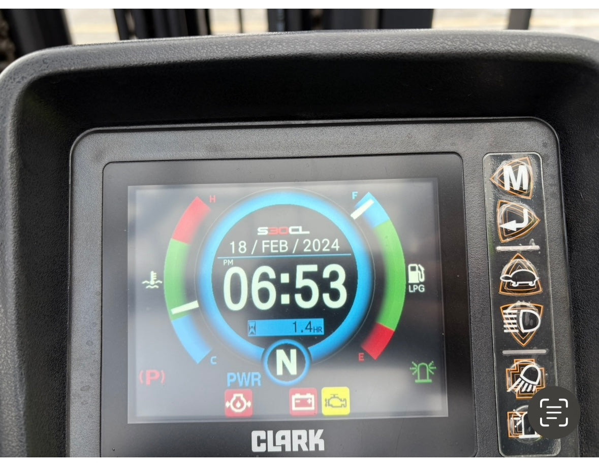 2022 CLARK S30C