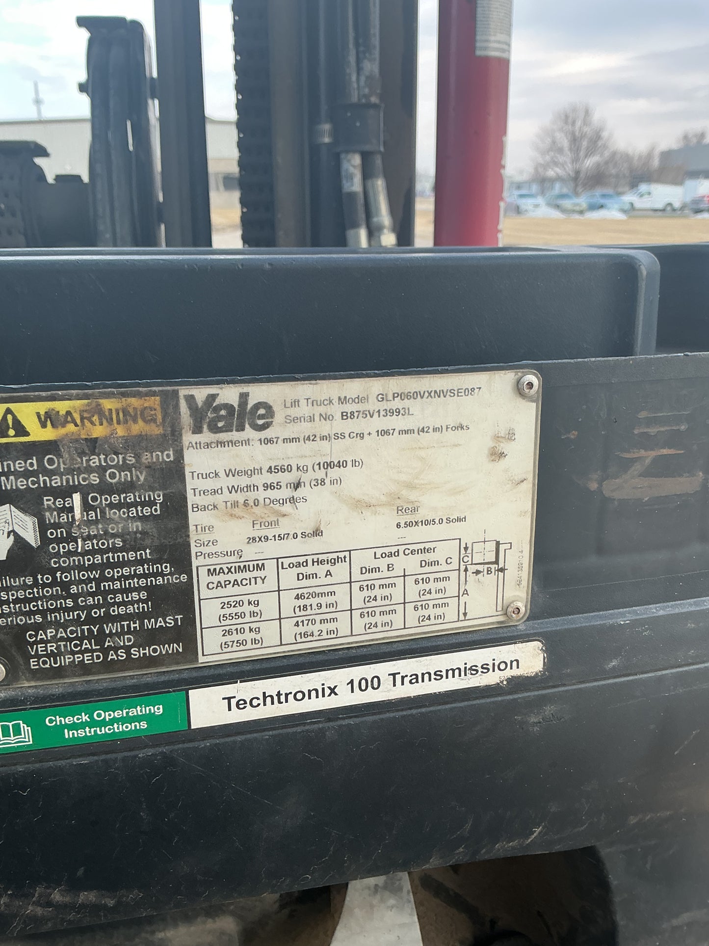 2013 YALE GLP060