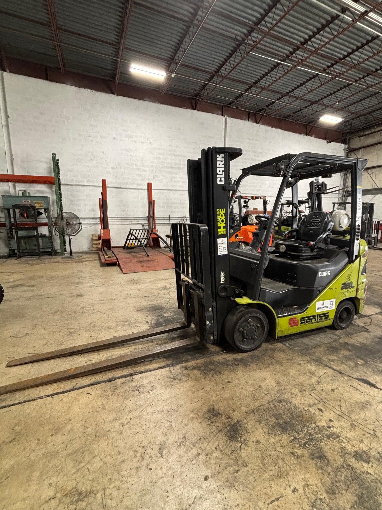 2000 CLARK S25CL