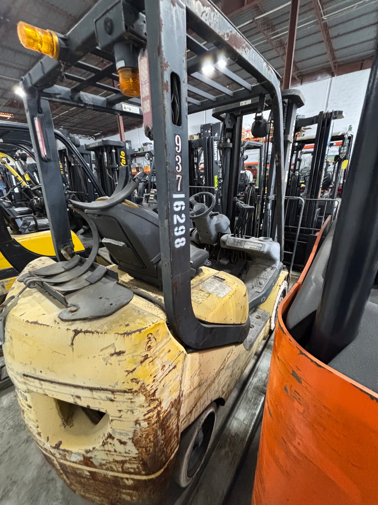 2006 KOMATSU FG25ST-16