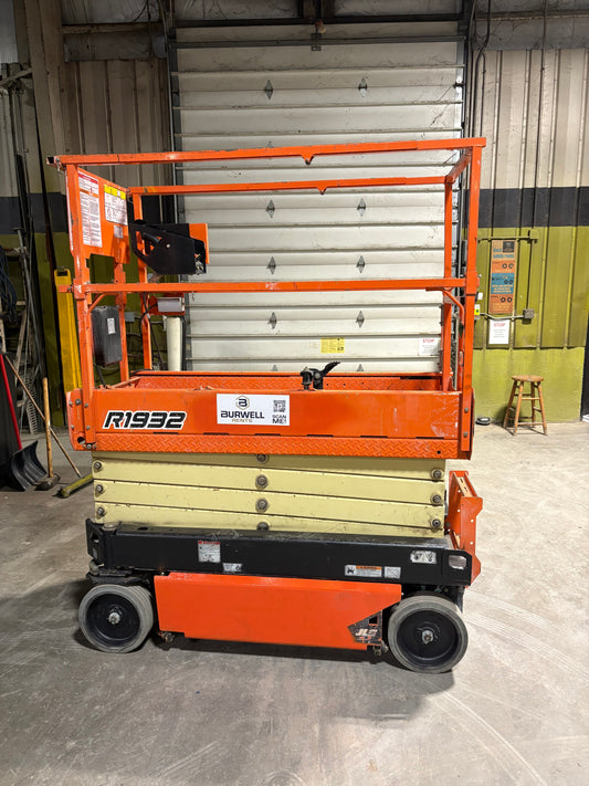 2022 JLG R1932