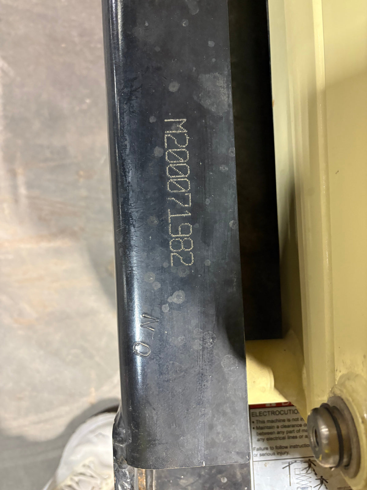 2022 JLG R1932