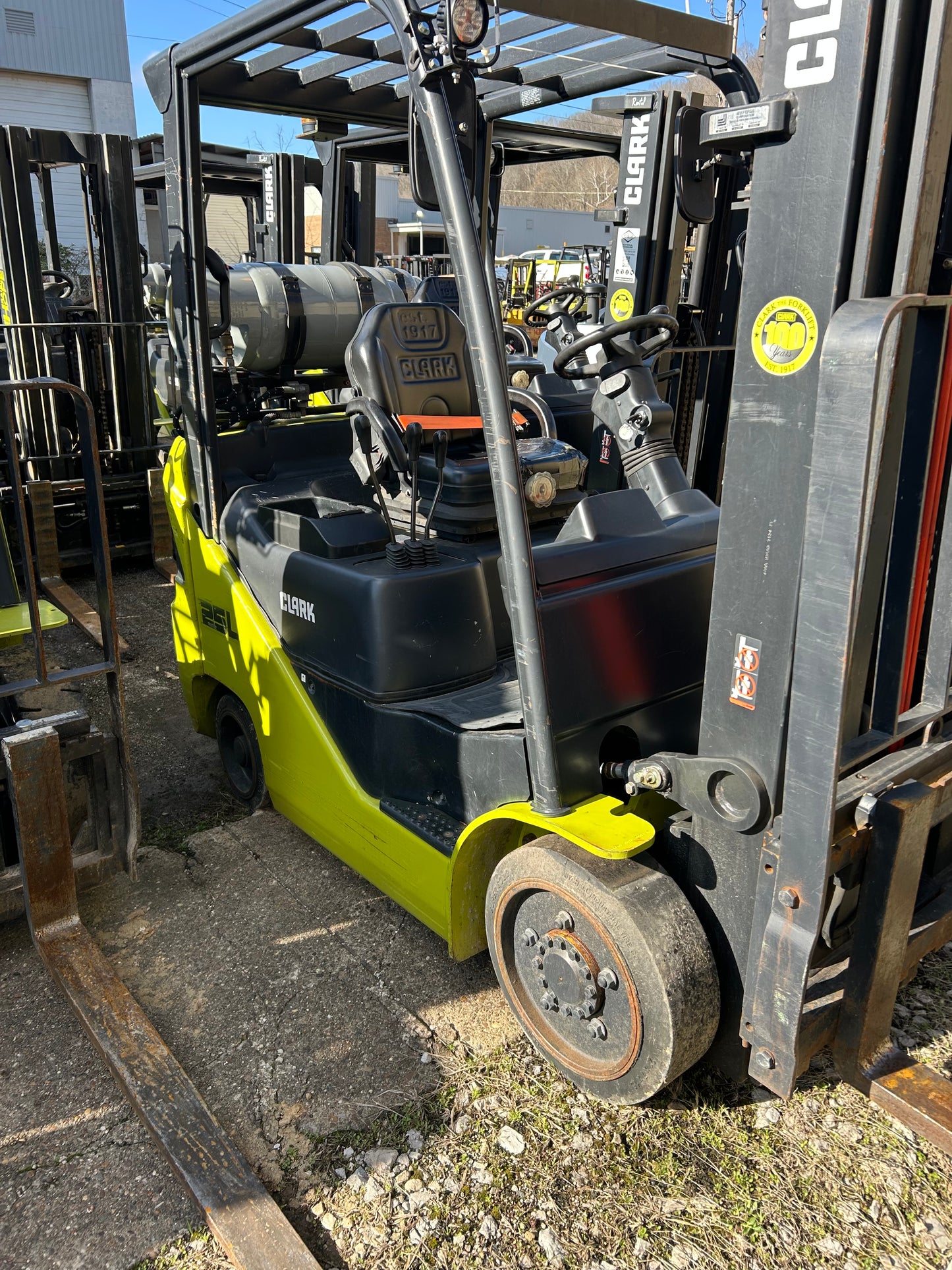 2019 CLARK S25C