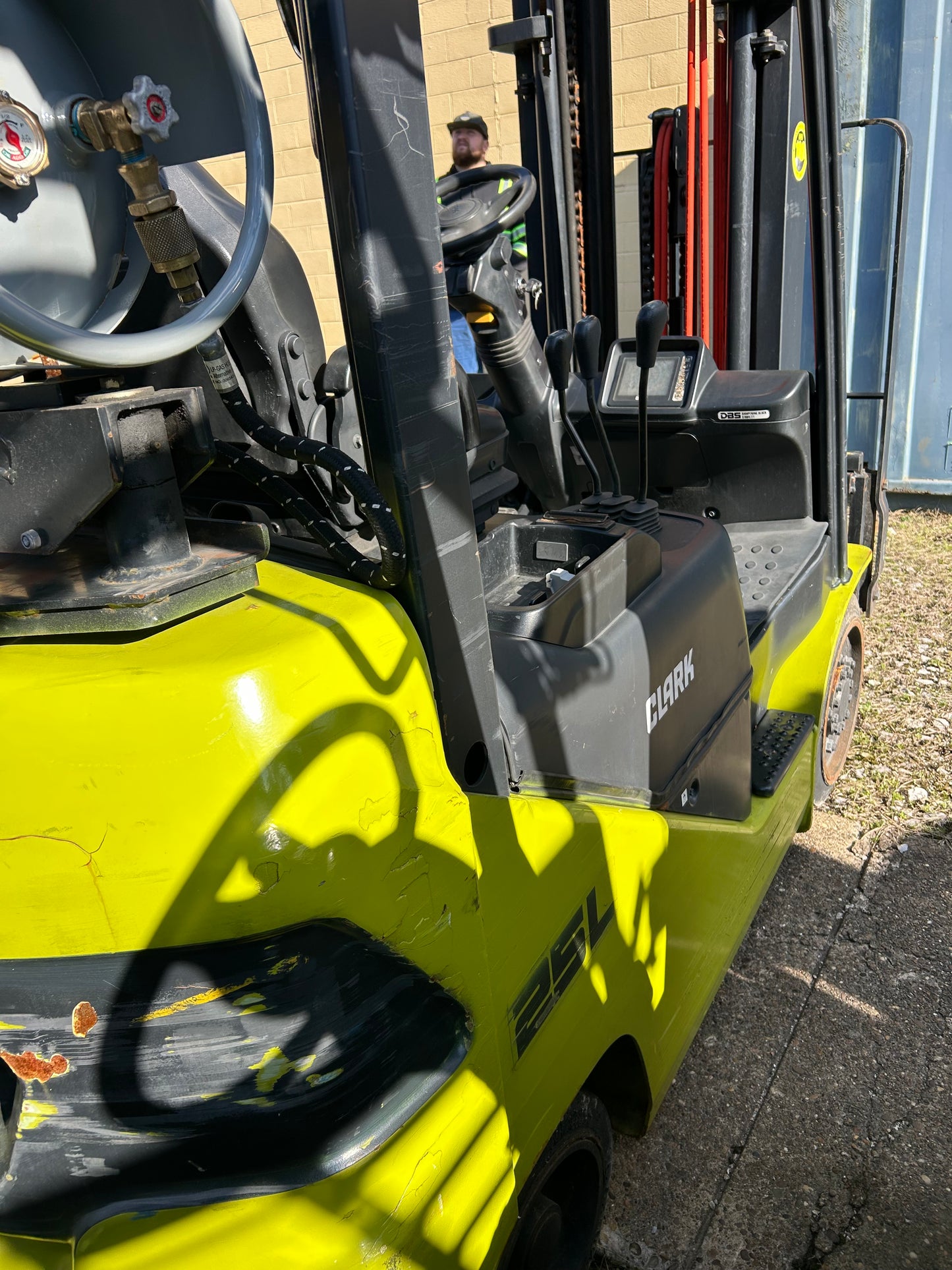 2019 CLARK S25C