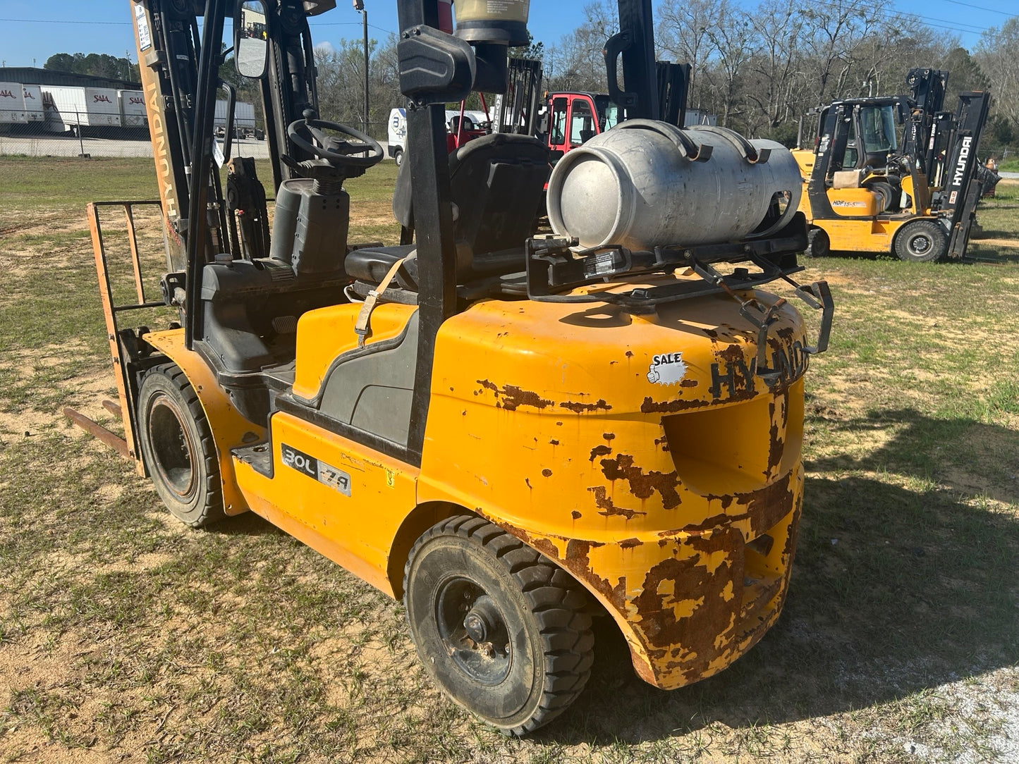 2018 HYUNDAI 30L-7A