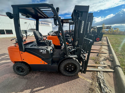 2022 DOOSAN G30E-7