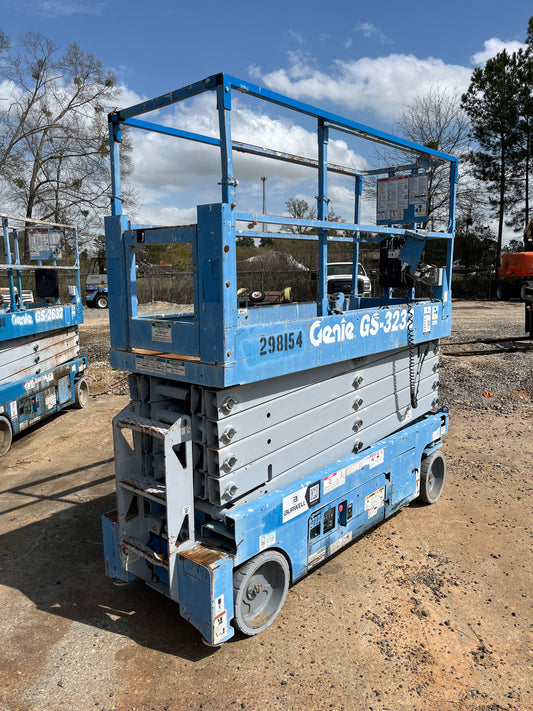 2013 GENIE GS3232