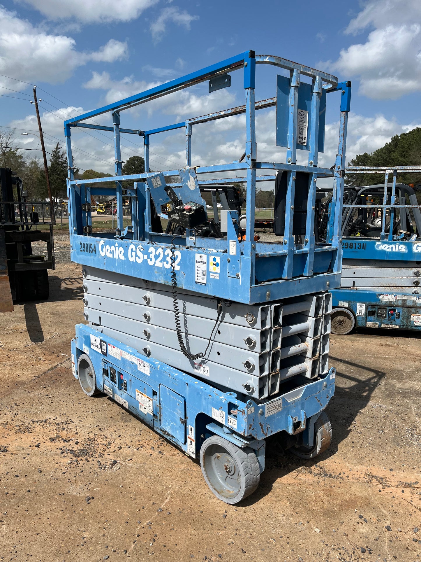 2013 GENIE GS3232
