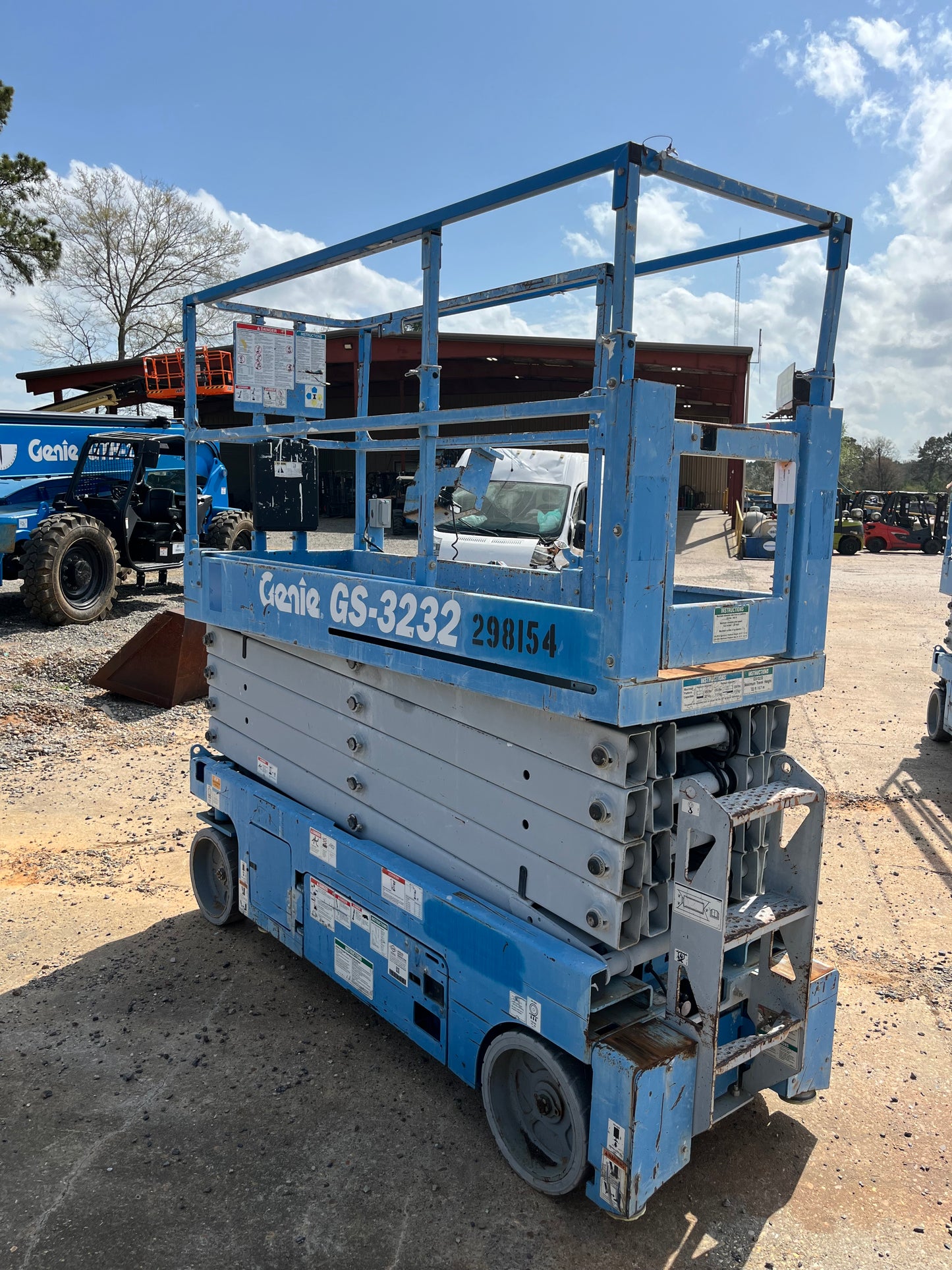 2013 GENIE GS3232