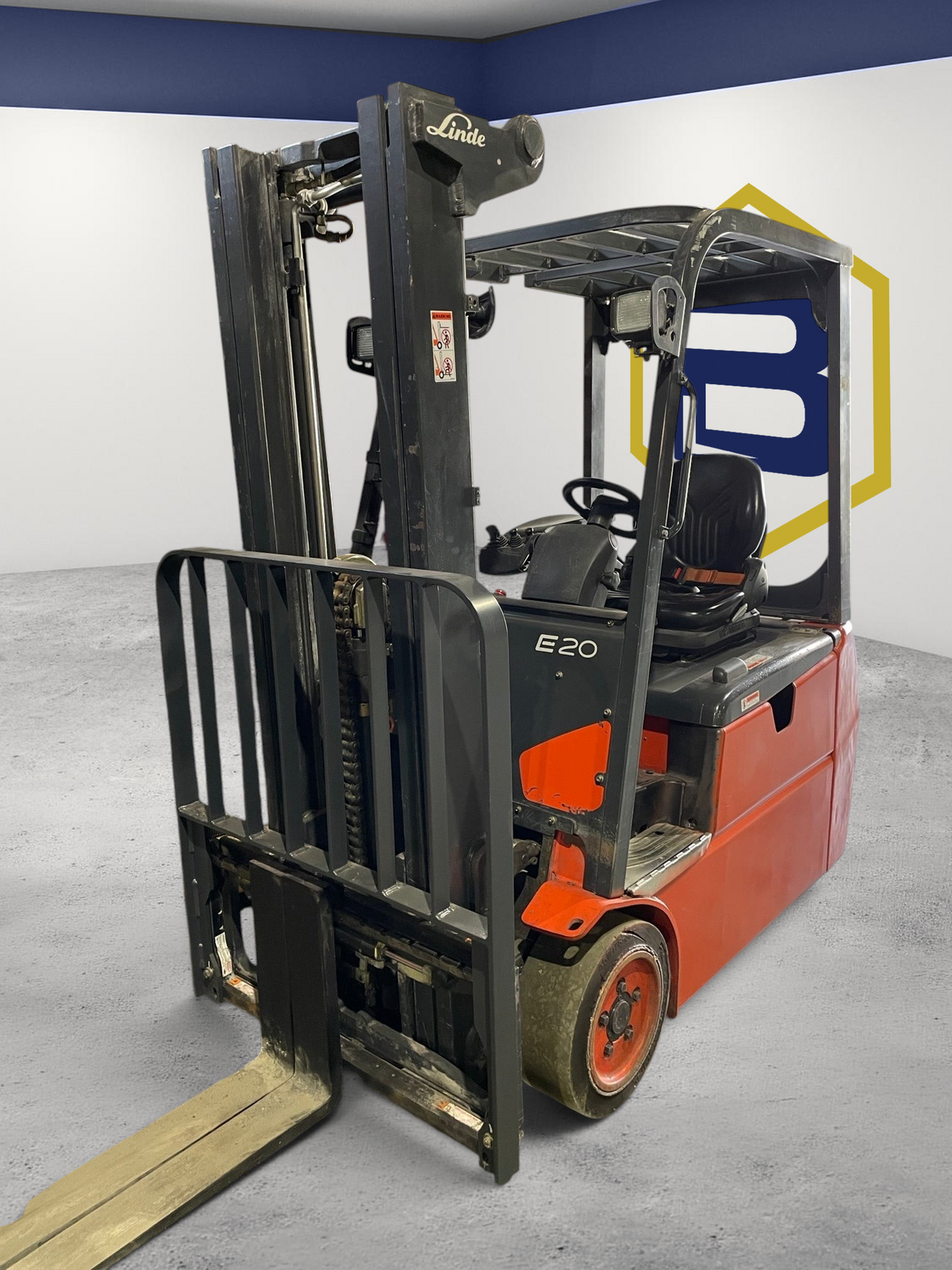 Burwell Material Handling 2016 Linde E20 electric 3-wheel sit-down forklift with red and grey chassis in a warehouse.