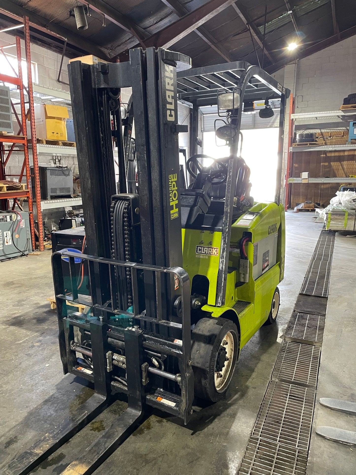 2021 CLARK ECX25