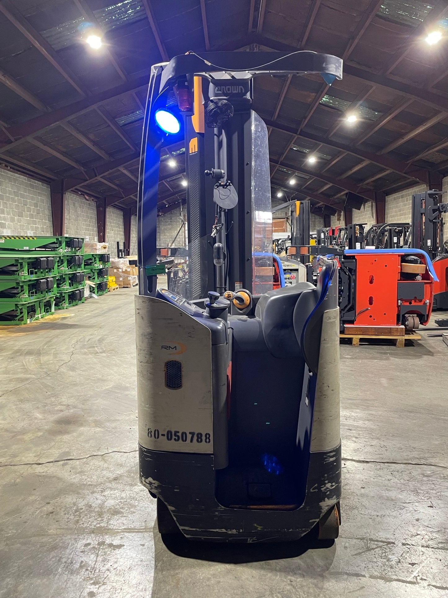 2018 CROWN RM6025-45