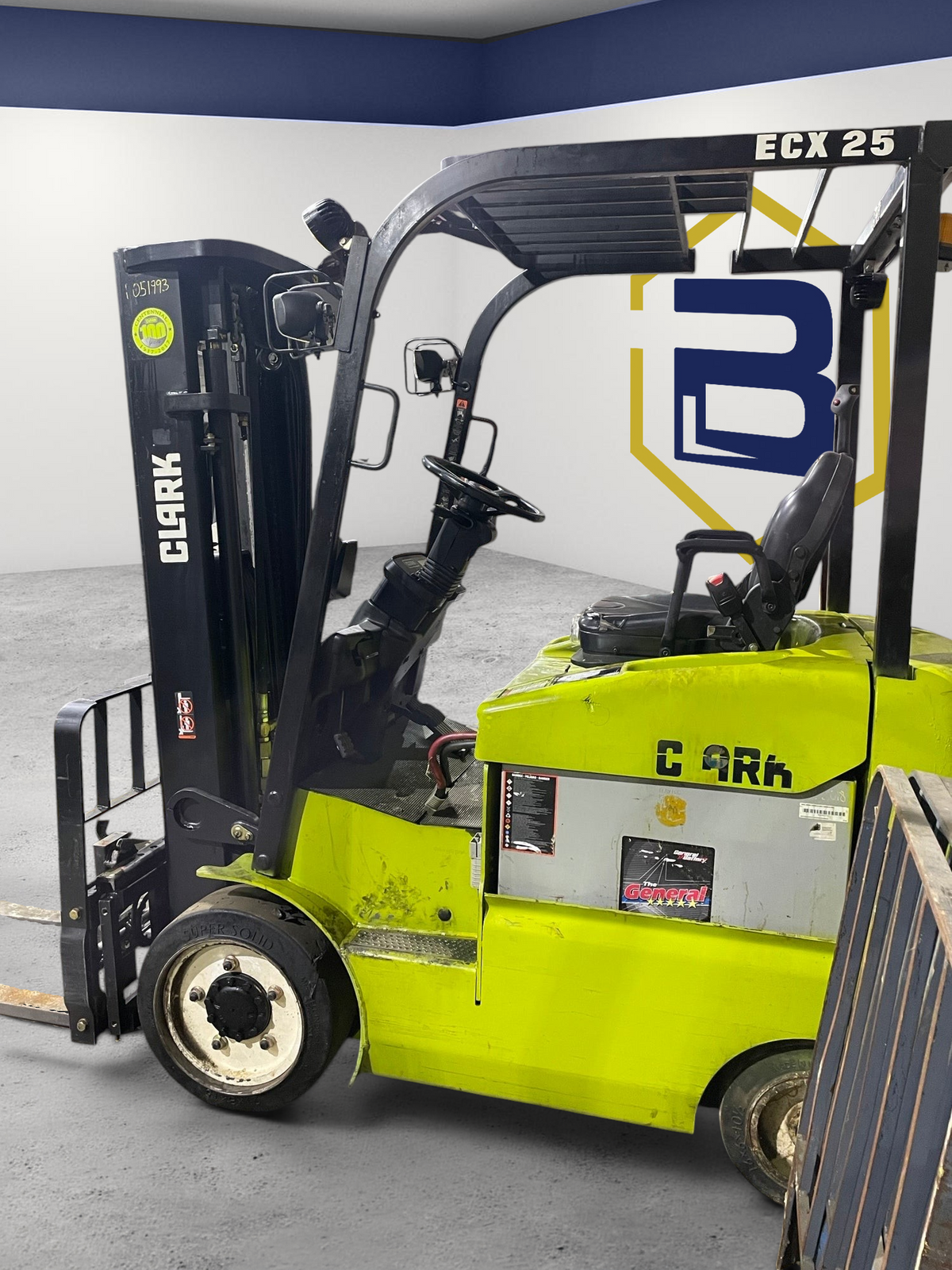 Burwell Material Handling 2018 Clark ECX25 electric 4-wheel cushion tire forklift in lime green and black