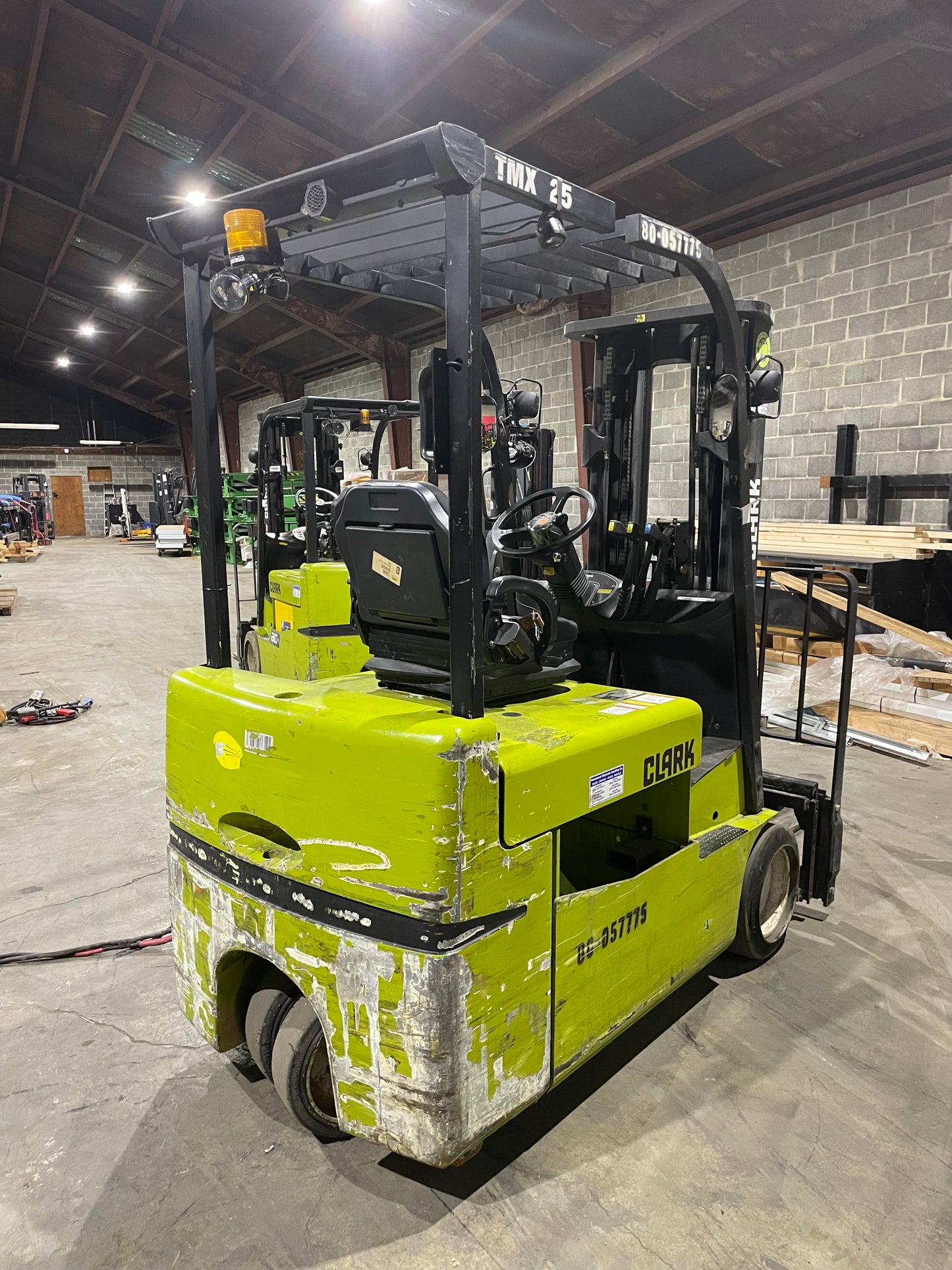 2018 CLARK TMX25