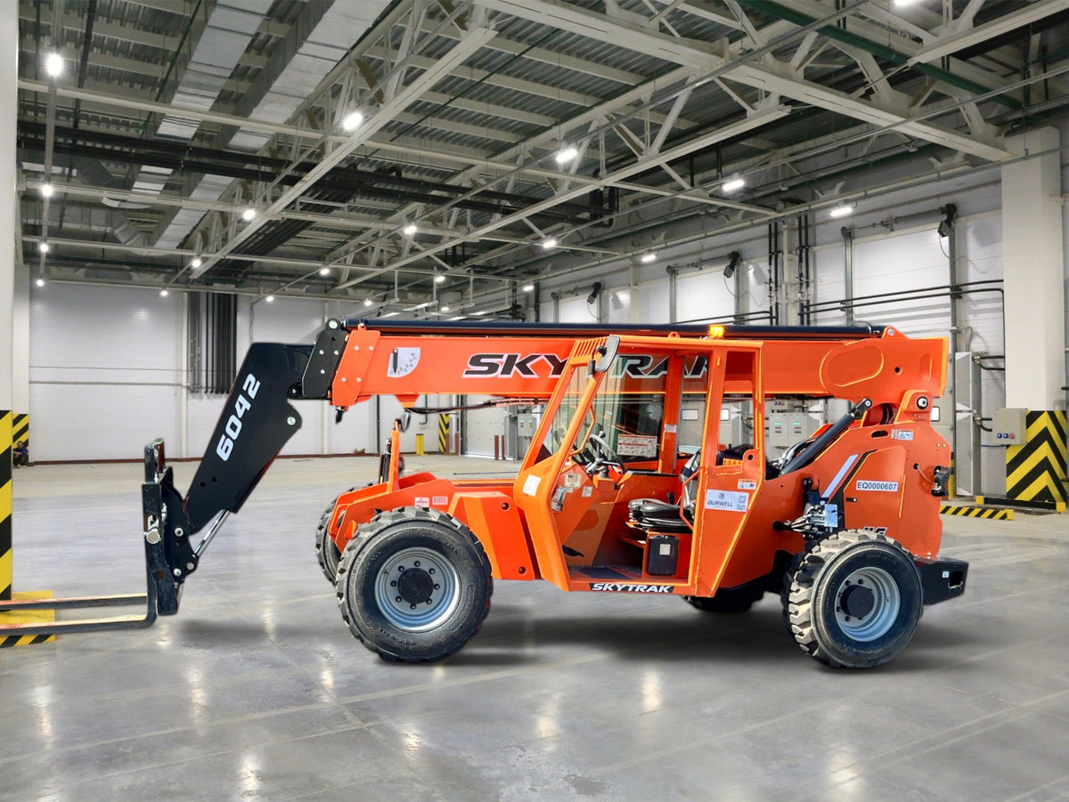 2023 JLG 6042