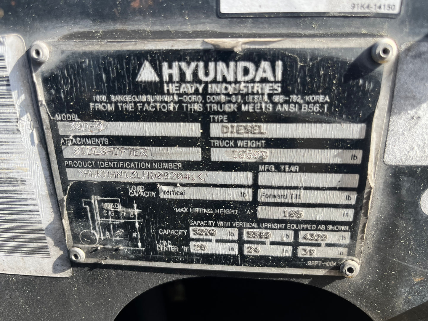 2017 HYUNDAI 30D-9