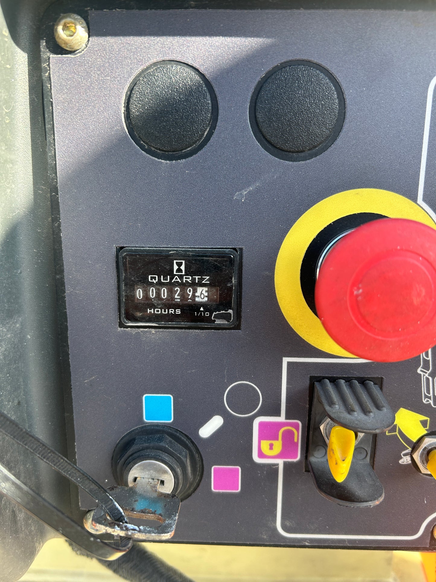 2023 JLG T350 - Electric