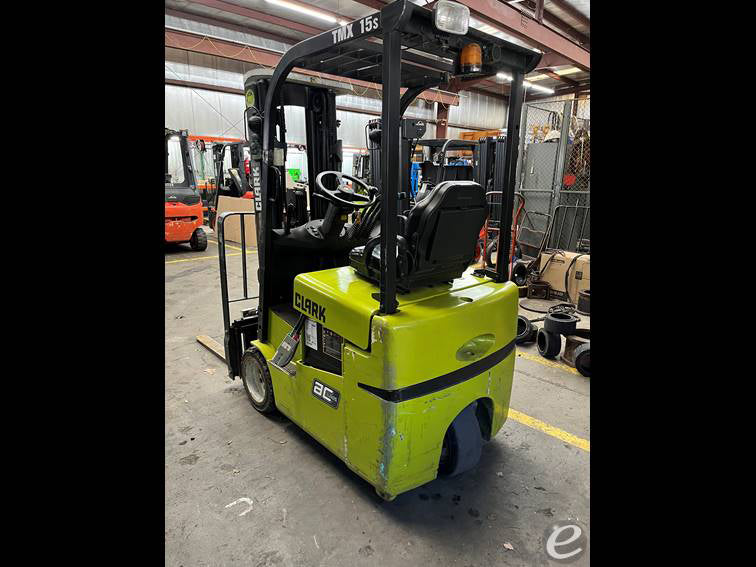 2019 Clark TMX15S