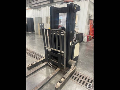 2012 Crown SHR5520-30