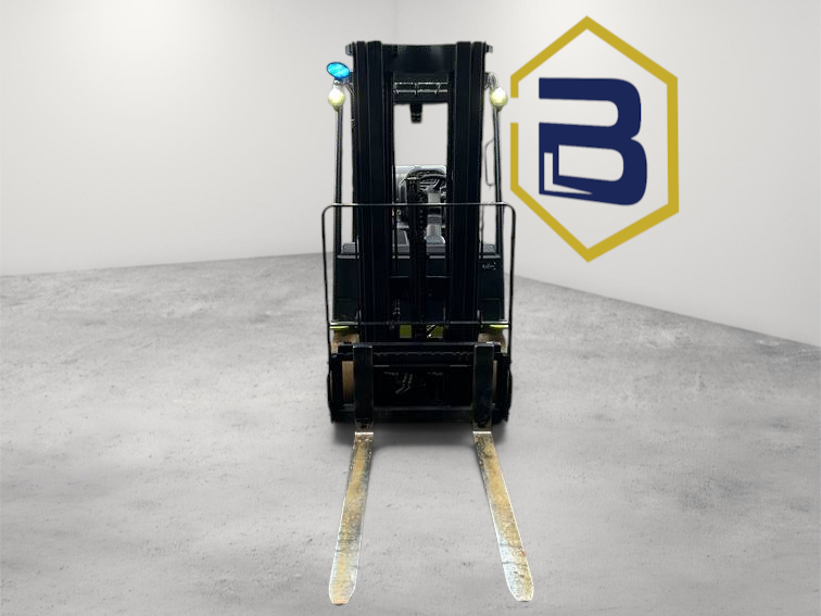 Burwell Material Handling 2018 Clark S25C forklift with triple mast, sideshifter, and 48-inch forks in an outdoor yard.