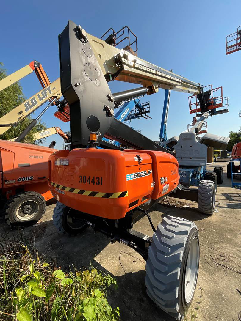 2023 JLG EC600SJP