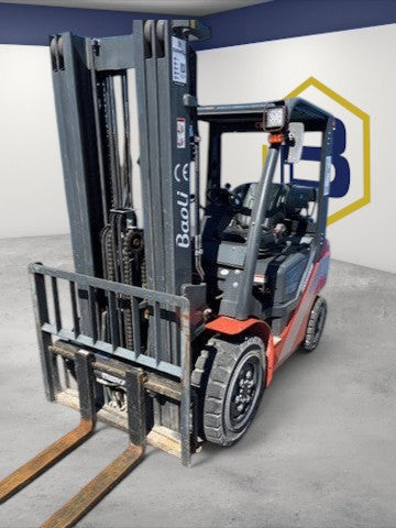 Burwell Material Handling 2022 Baoli KBG25 LPG pneumatic forklift with 5000 lb capacity for outdoor industrial use