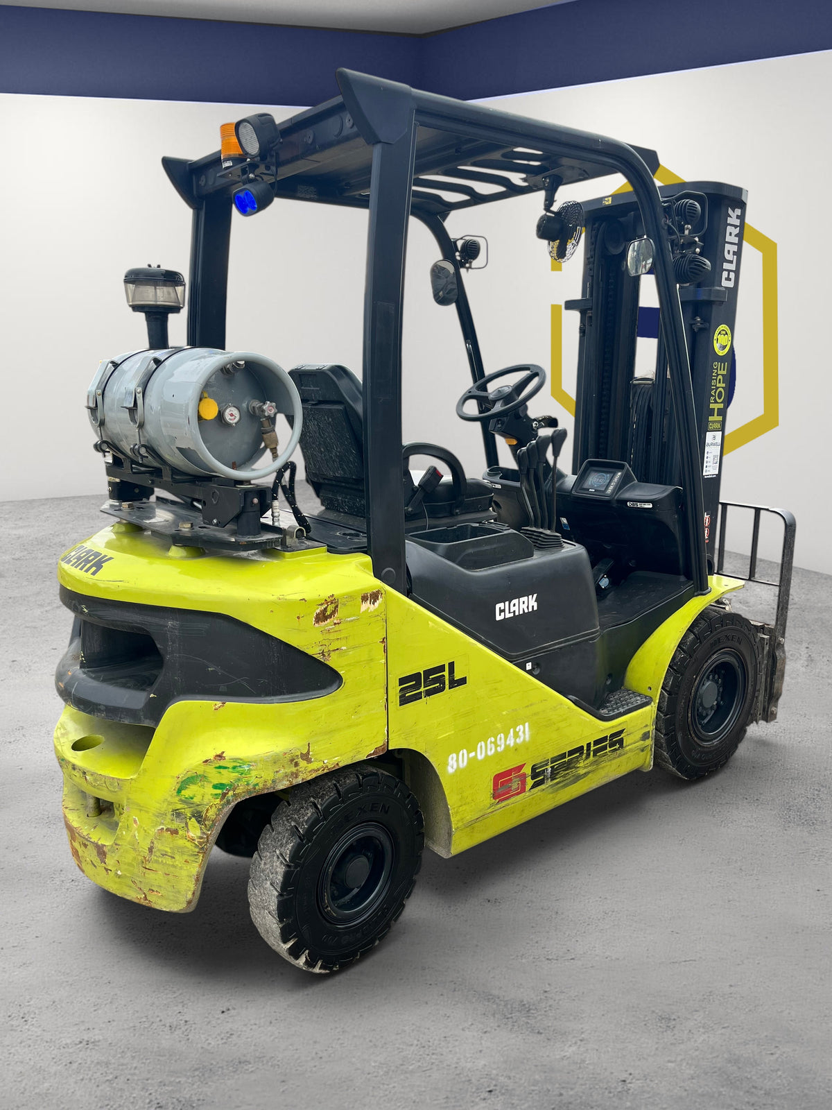 Burwell Material Handling 2020 CLARK S25 LPG pneumatic-tire forklift with yellow chassis and black mast