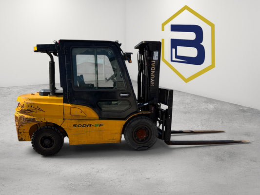 Burwell Material Handling 2019 Hyundai 50DA-9F diesel pneumatic forklift with enclosed cab and 11,000 lb capacity