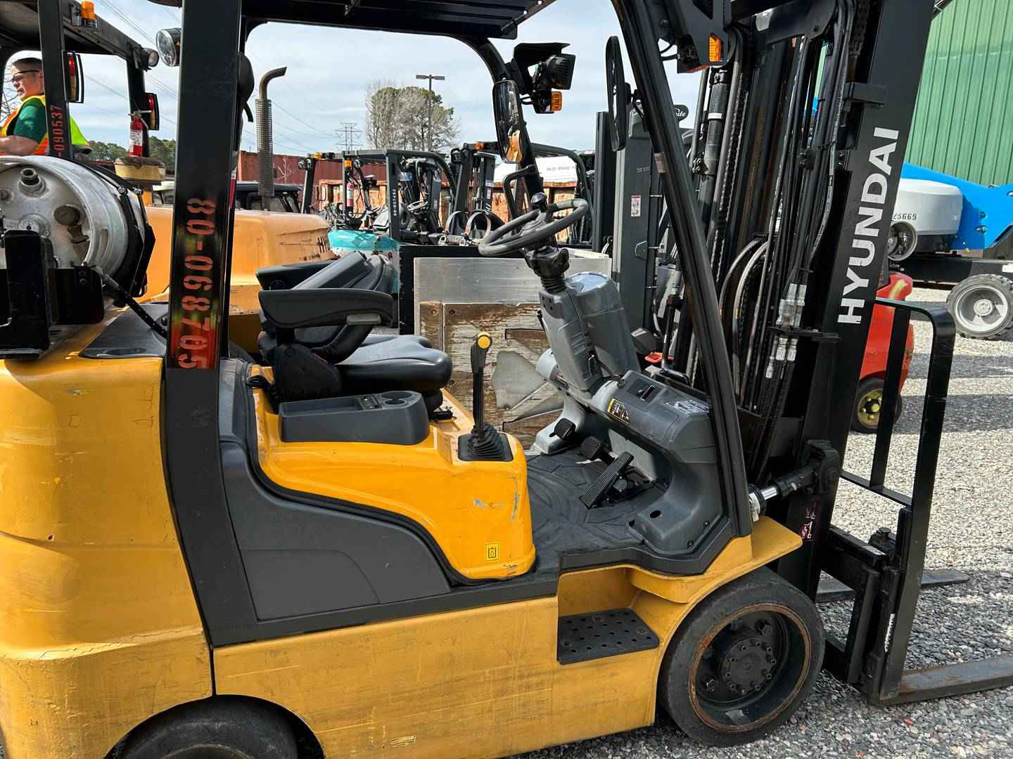2019 Hyundai 25LC-7A