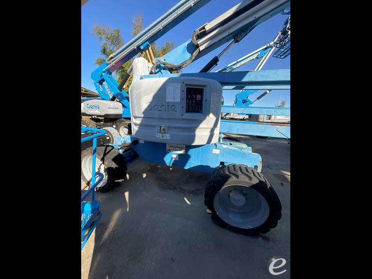 2012 Genie Z-60/34