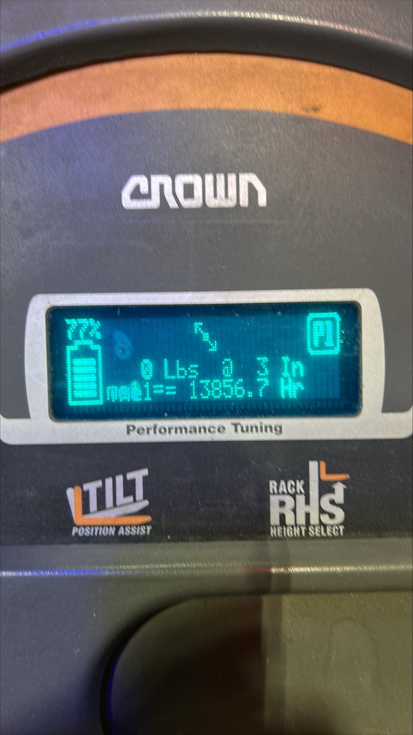 2014 CROWN RMD6095S-32